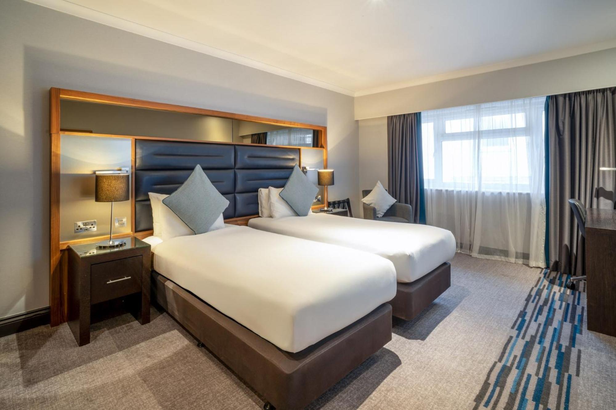 Elite Venue Selection Felbridge - Gatwick